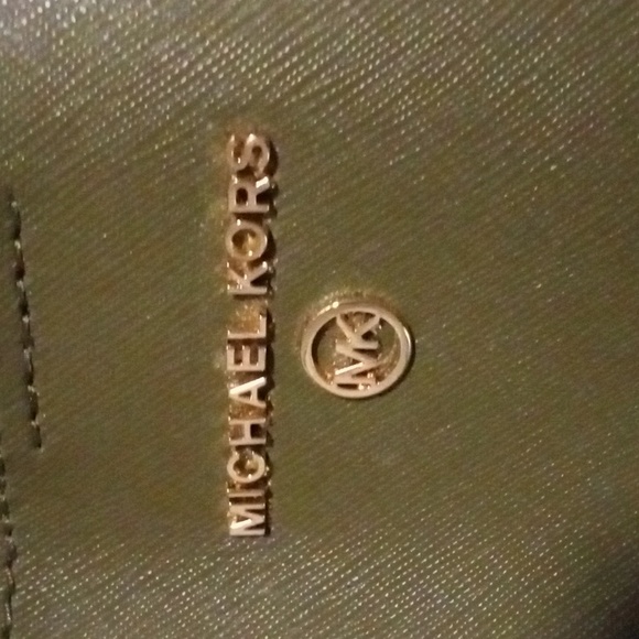 Purse - Picture 2 of 6